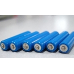 影響三元材料成本價格的兩大因素碳酸鋰和鈷。